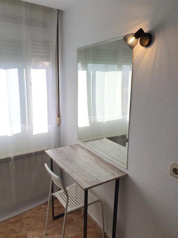 Hostal Fronton Alcobendas Eksteriør bilde