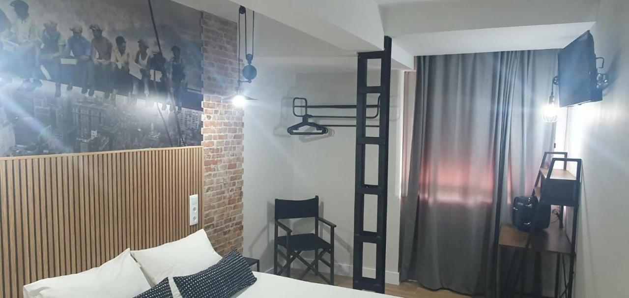 Hostal Fronton Alcobendas Eksteriør bilde