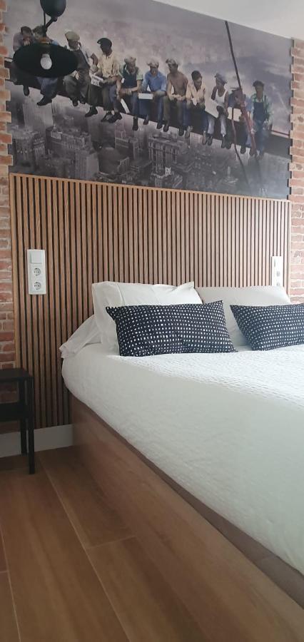 Hostal Fronton Alcobendas Eksteriør bilde